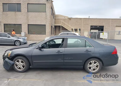 2006 Honda Accord 2.4 Ex из США, поврежденный, VIN 1HGCM56846A013169